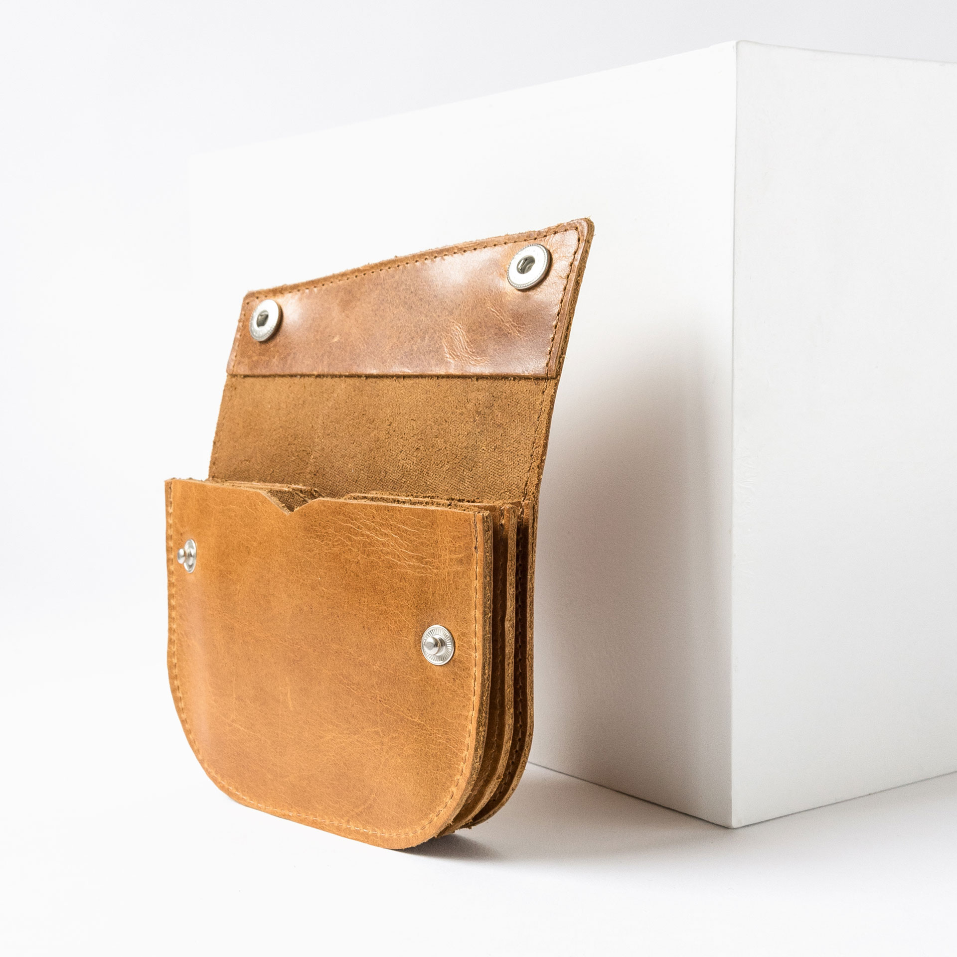 Portemonnaie UNA cognac geölt aus nachhaltigem Naturleder