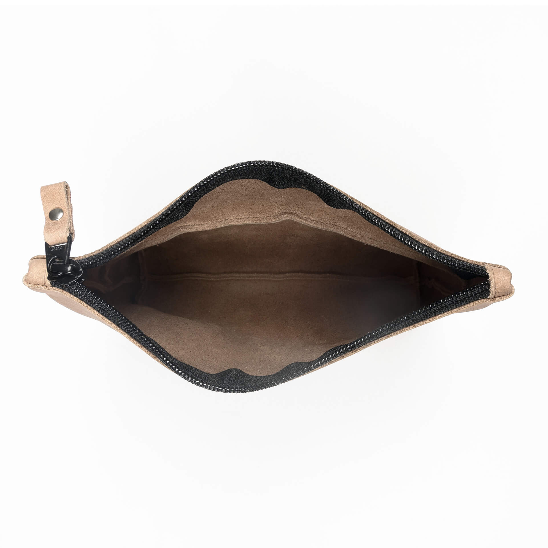 Kosmetiktasche Pouch FRA aus nachhaltigem Naturleder in Hellbraun Innenansicht