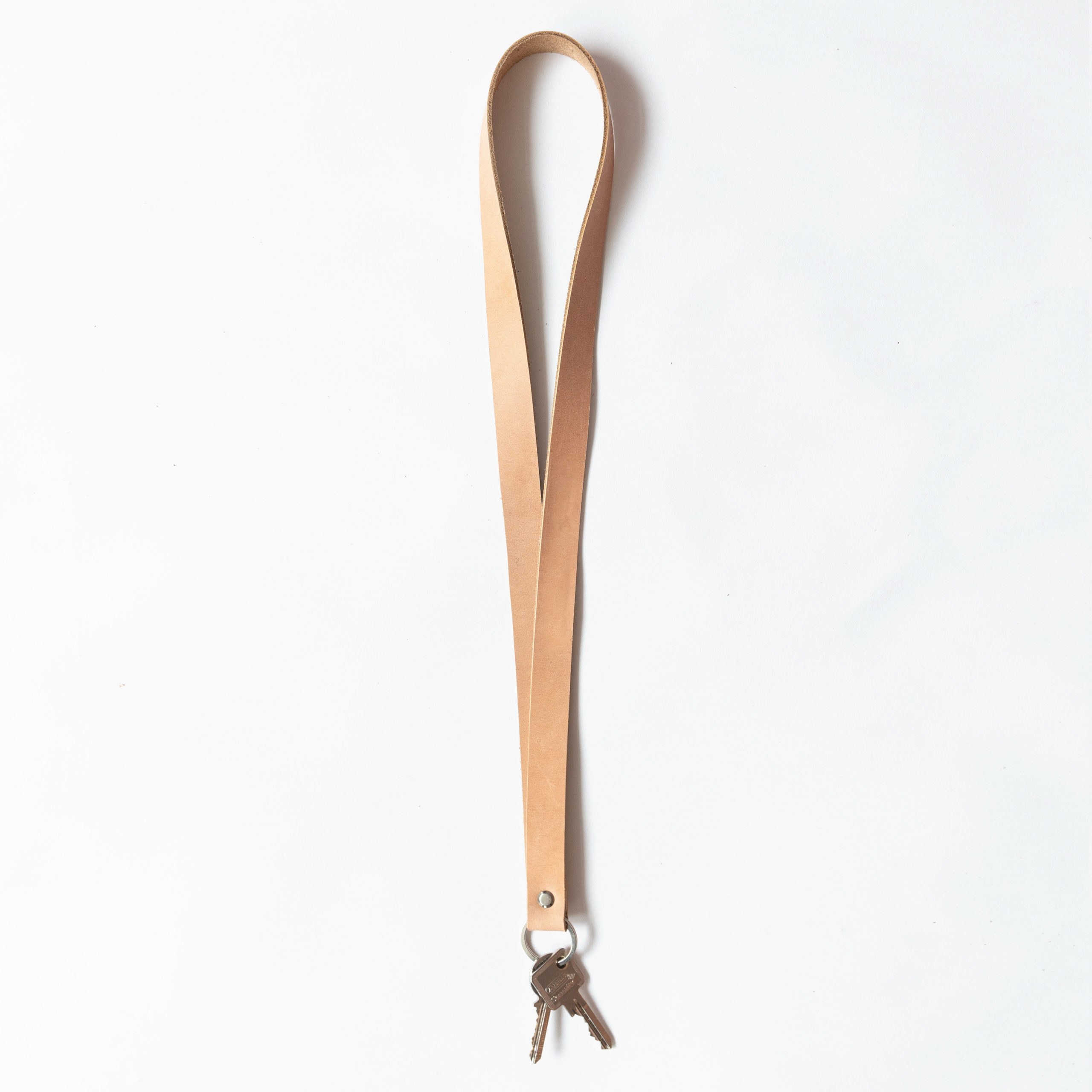 Schlüsselband LOC Large in der Farbe Hellbraun.