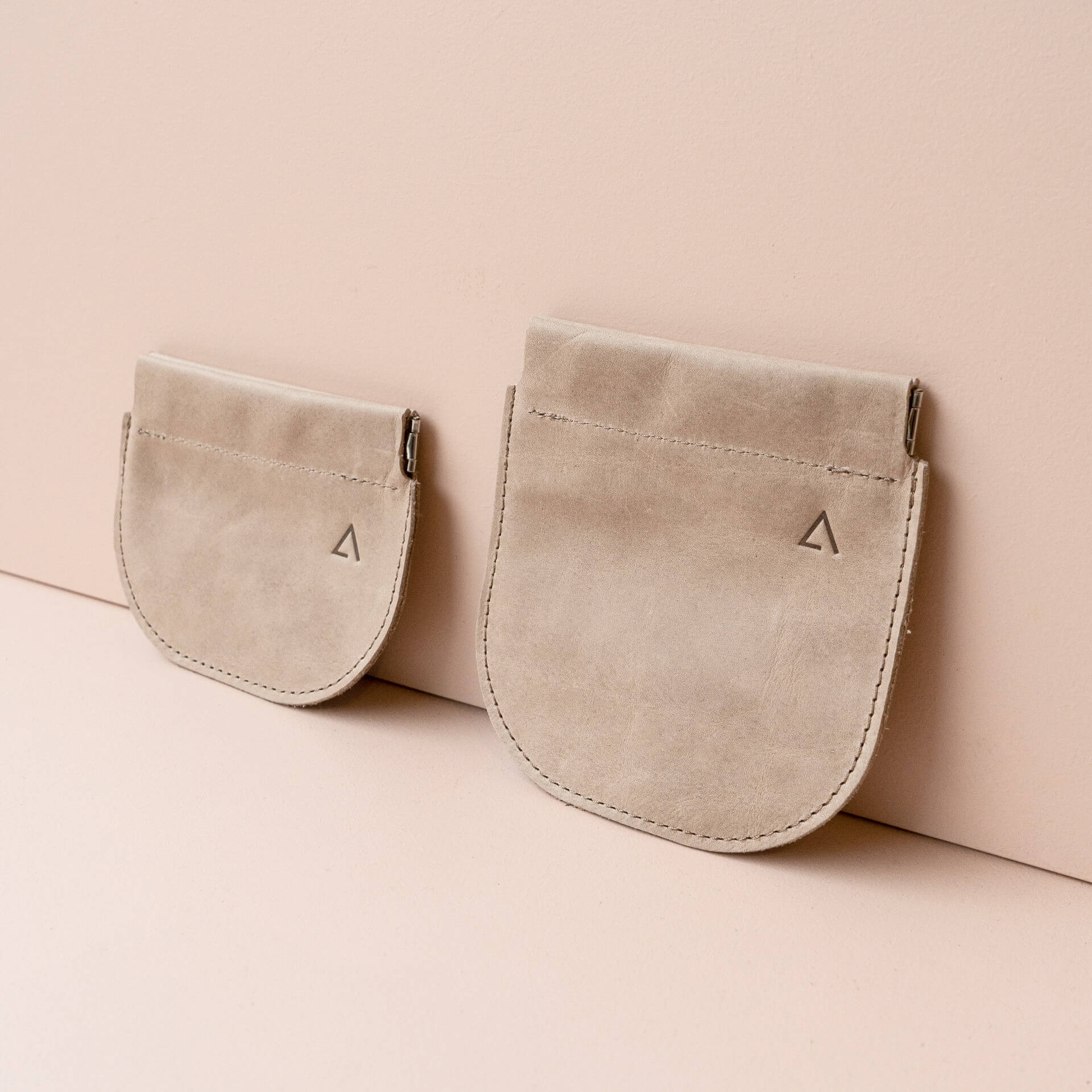 Klappetui-PIP-Portemonnaie-Franziska-Klee-Naturleder-hellbraun-02