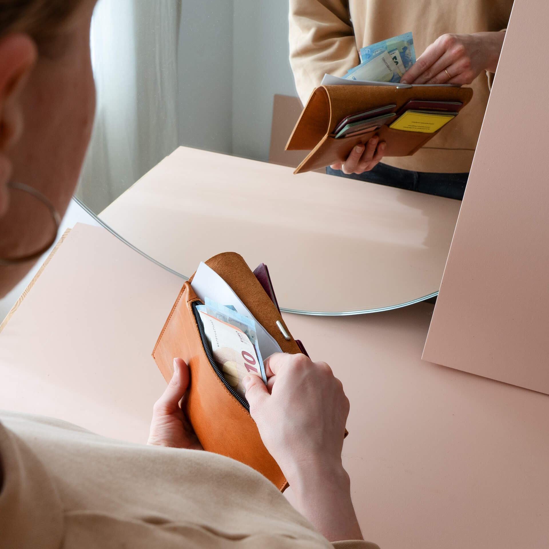 Dokumentenmappe-DOK-Naturleder-FranziskaKlee-Reisemappe-geldmappe