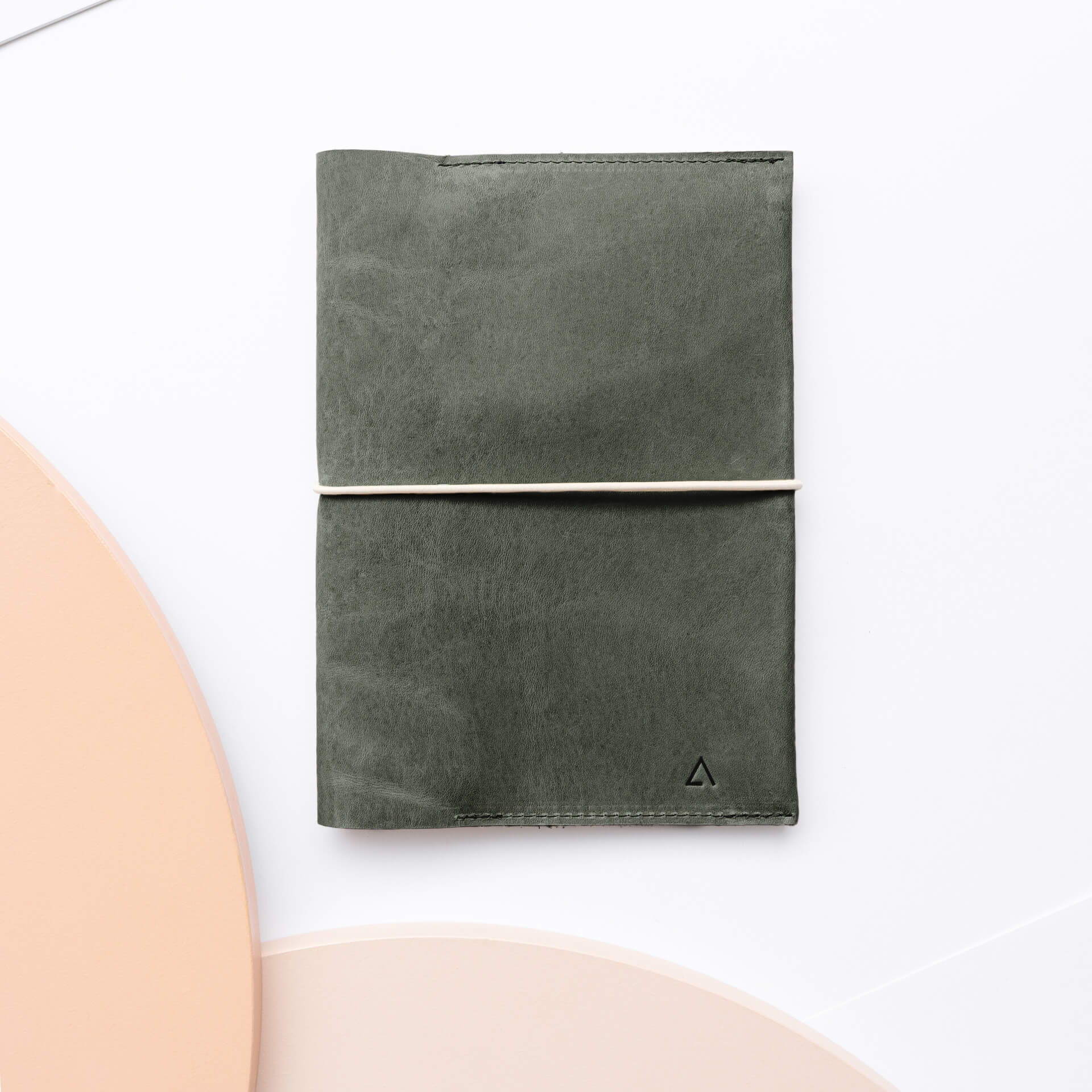 Dokumentenmappe-DOK-Naturleder-FranziskaKlee-Reisemappe-steingrau-01-1