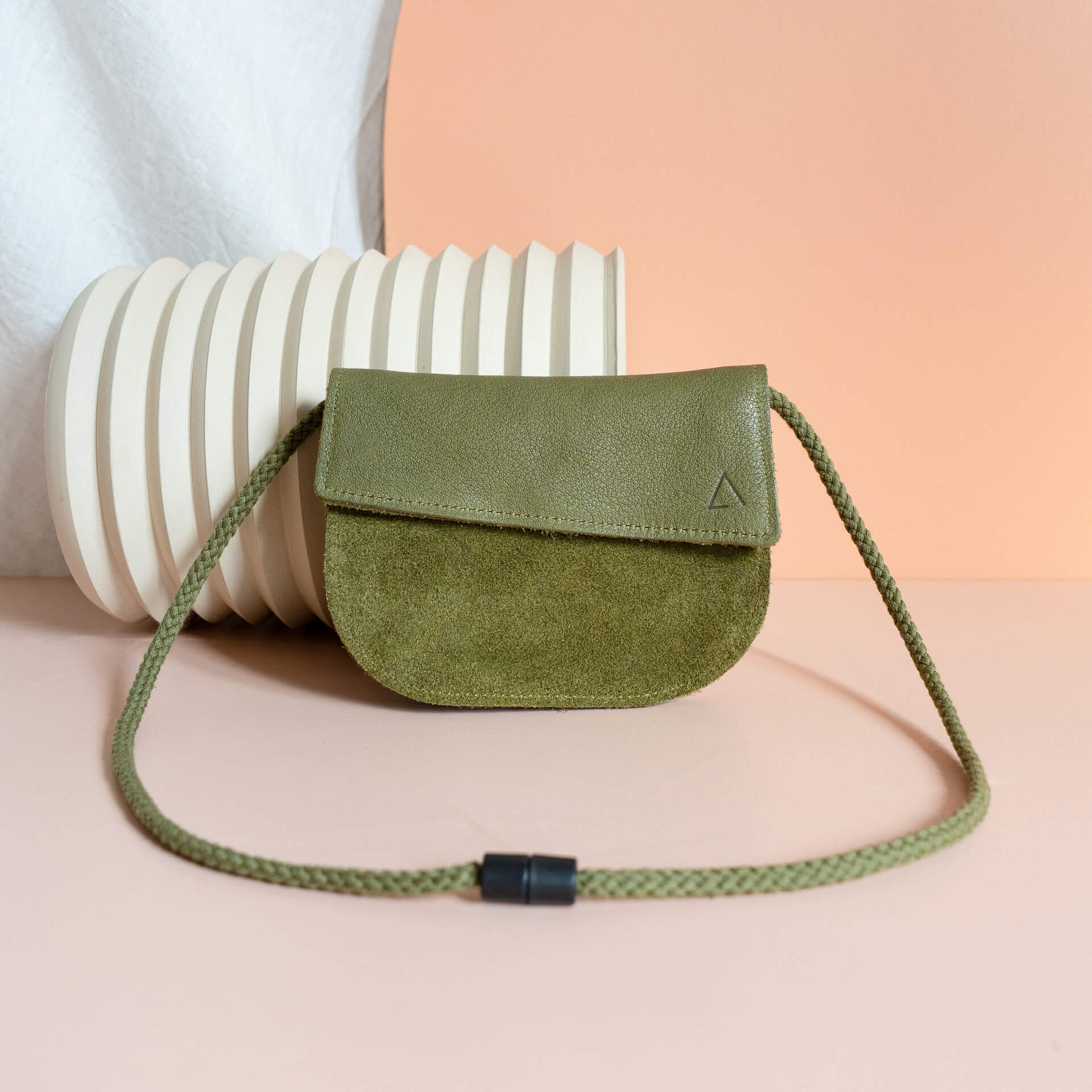 Kindertasche-FIZ-Naturleder-Franziska-Klee-oliv