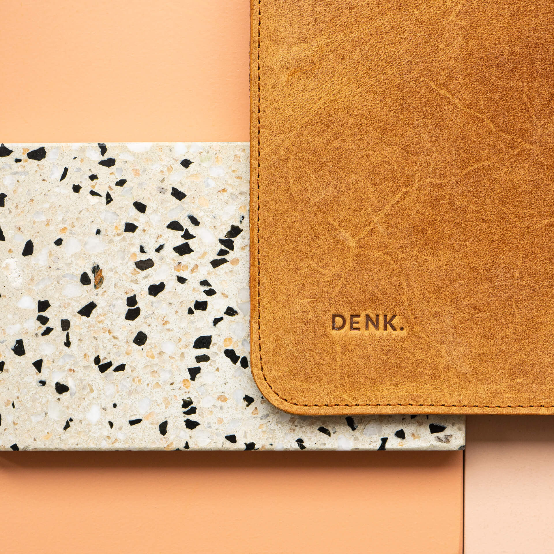 Laptophuelle-ADA-Franziska-Klee-mood-praegung