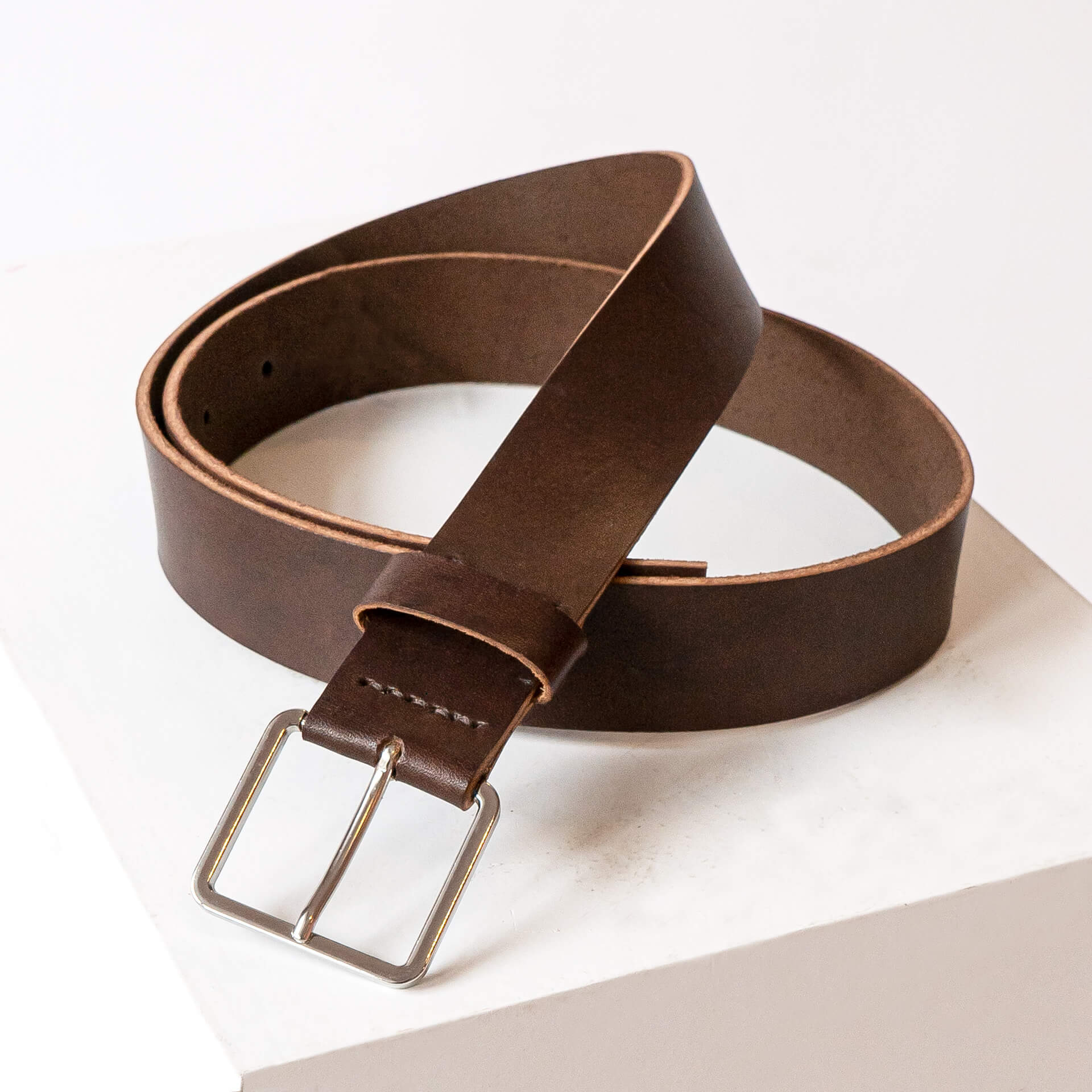 Guertel-breit-3cm-FranziskaKlee-Naturleder-dunkelbraun-front-quer